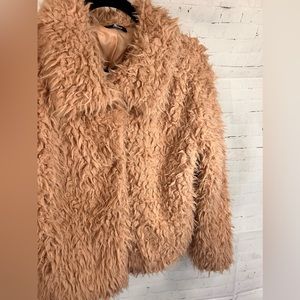 BEBE súper soft Teddy Pink Sweater/ Blazer/ Jacket . Size M